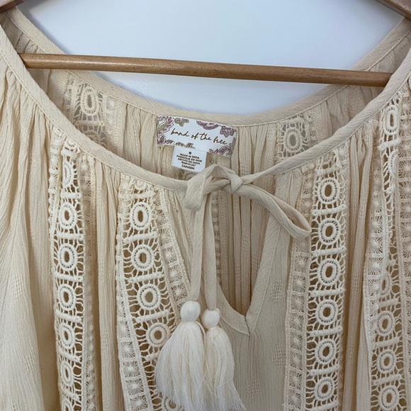 Band Of The Free Women’s Crochet Trim Peasant Top - Picture 7 of 7
